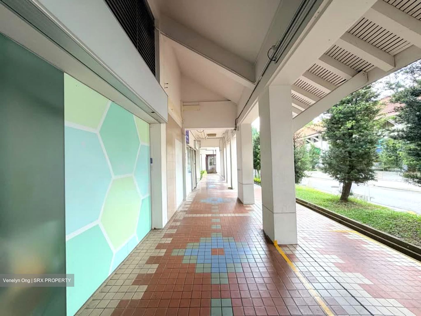 Bukit Batok Central (D23), Shop House #595644901